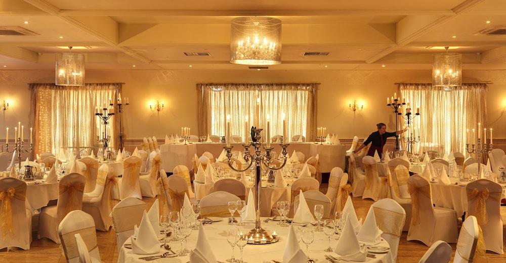 Arklow Bay Hotel Экстерьер фото